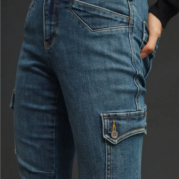 New Anthropologie Pilcro Mid-Rise Slim Straight Cargo Jeans size 29 Tall - Picture 5 of 8